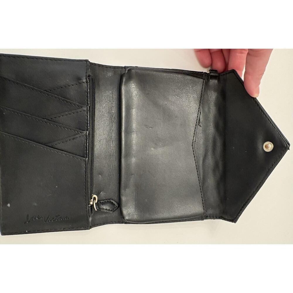 Victoria's Secret V-Quilt Envelope Wallet Wrist Strap Black Faux Leather - Picture 5 of 6
